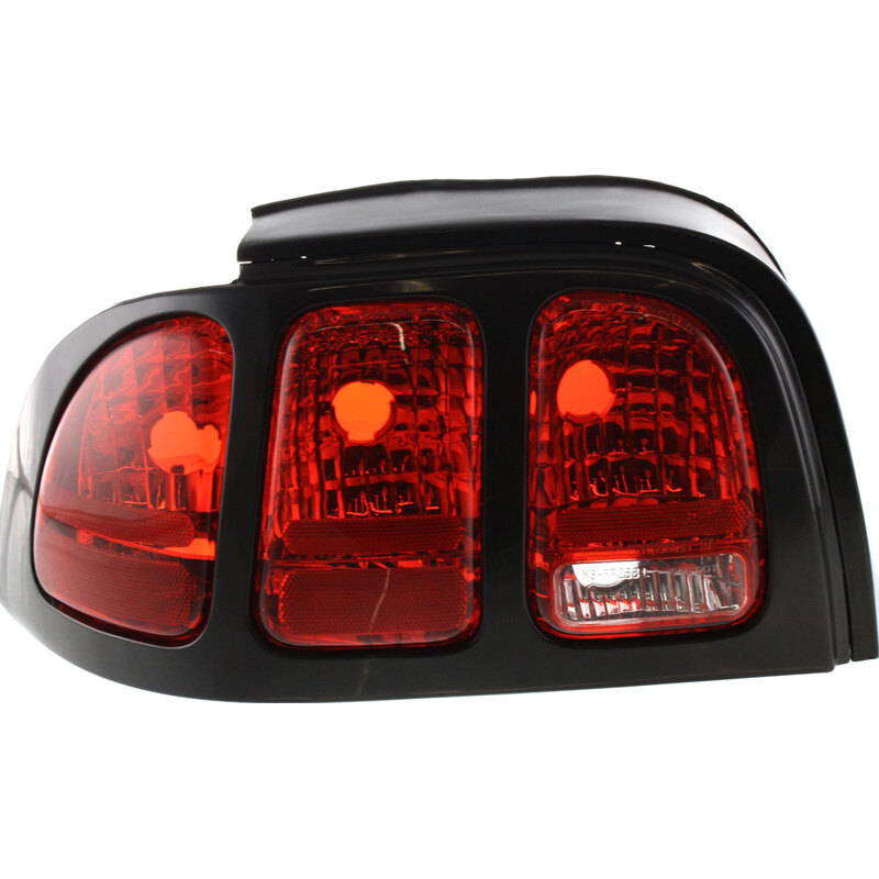 Tail Light F7ZZ13405CA