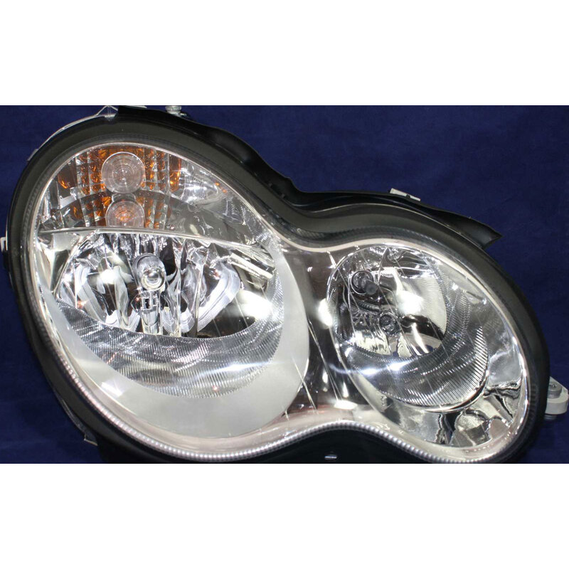 Headlight 2038201659 2038203661
